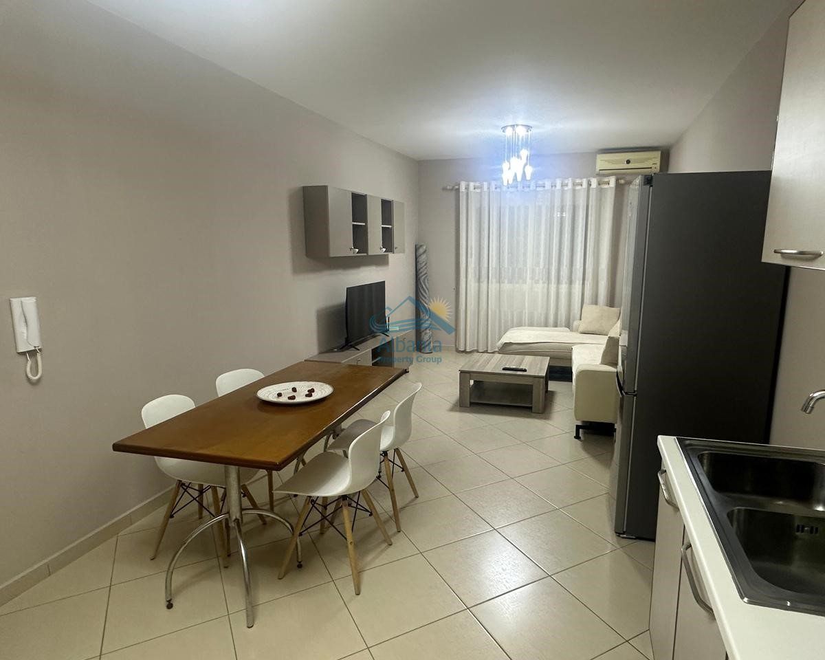 Apartament Me Qera Ne Vlore, Shqiperi